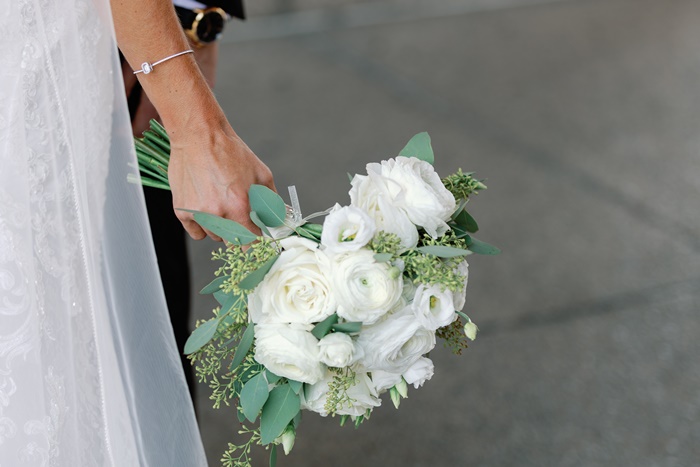 All White Brides Bouquet