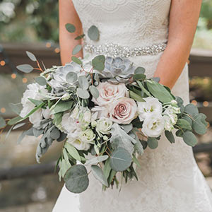wedding flower bouquet Gidas